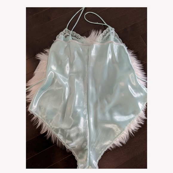 Vintage satin and lace teddy - Picture 5 of 16